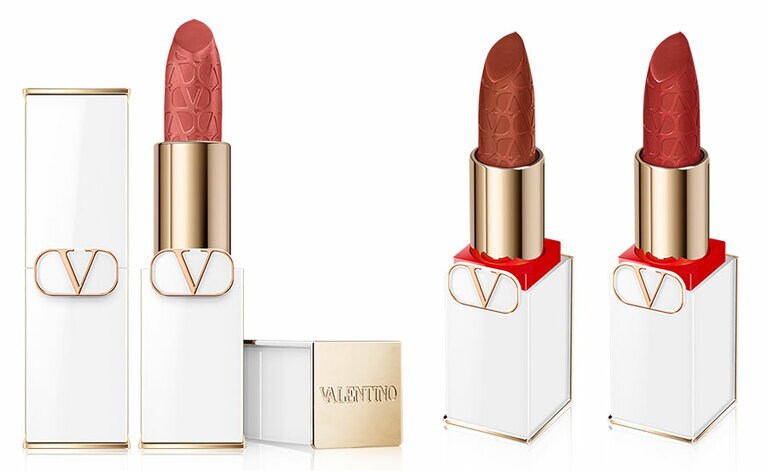 写真左から、ロッソ ヴァレンティノ サテン パーティエディション 100R、ロッソ ヴァレンティノ マット パーティエディション 77A、111A 各6,820円。先行発売：11月3日（金）、発売日：11月10日（金）。