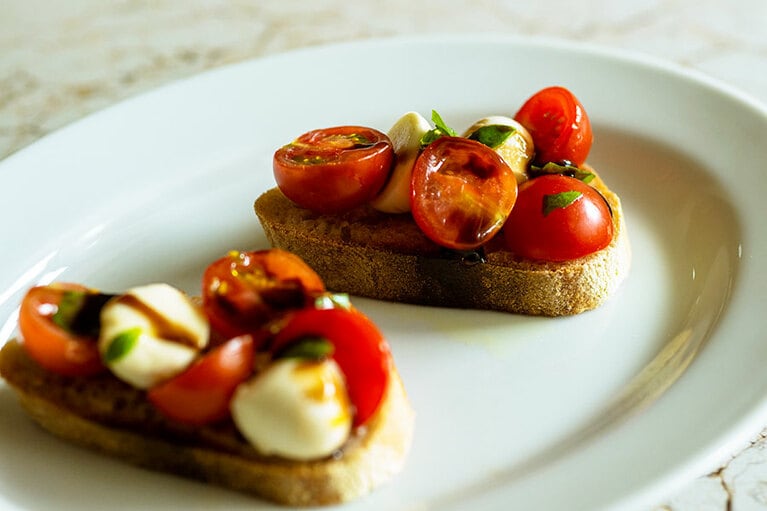 クロスティーニ カプレーゼ。