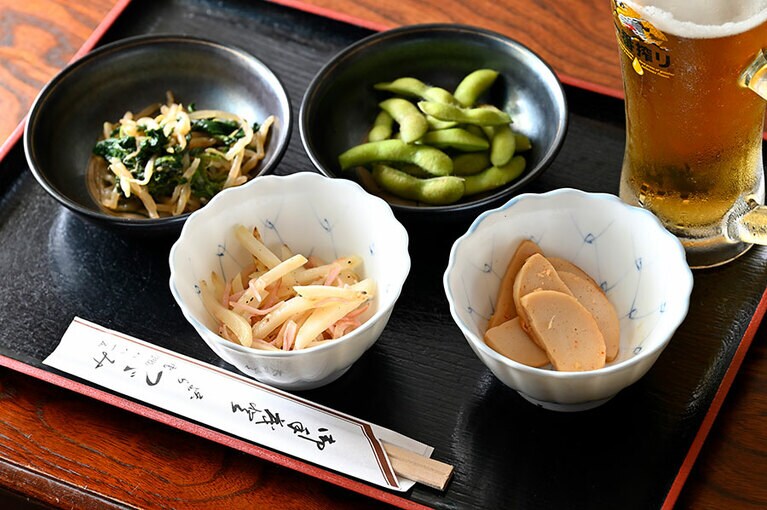 天ぷらセットのお通しもこのボリューム感。