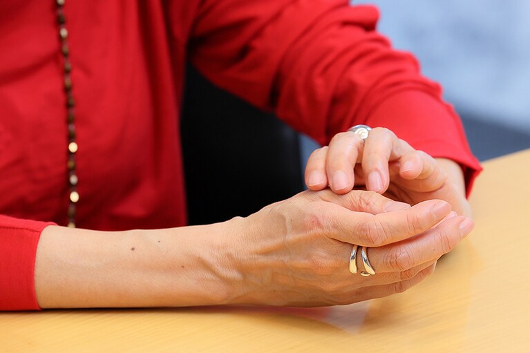 井上荒野さん。