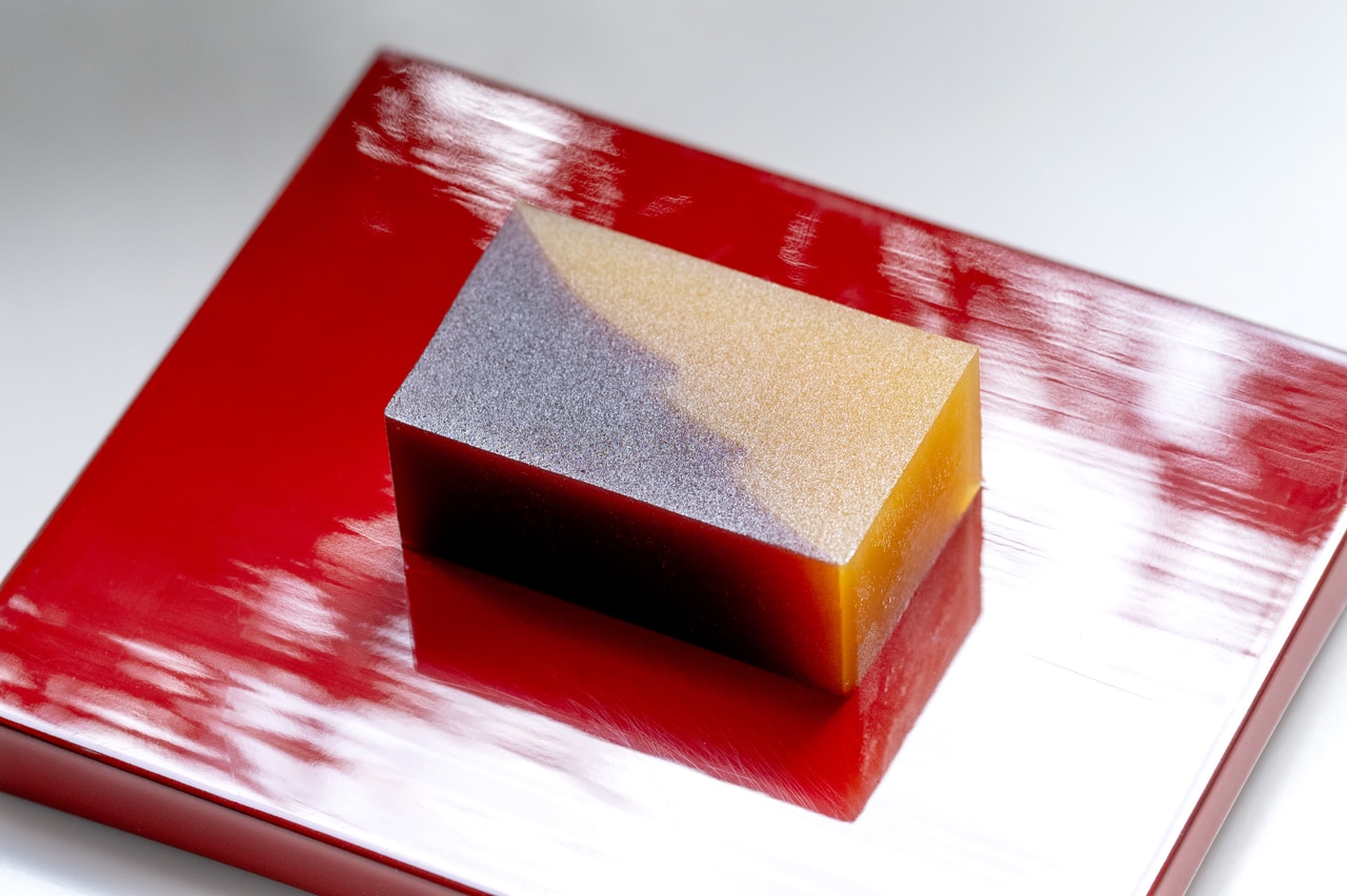 御題と干支菓子のデザインは社内公募で決まる