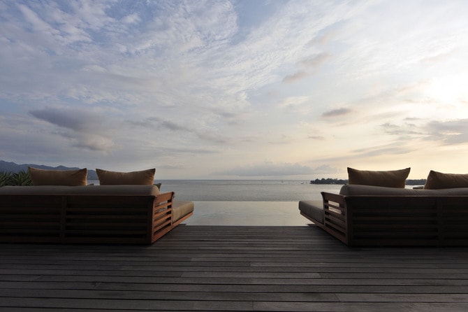 インドネシア バリ島 ロンボク焼 4枚セット ロンボク島のホテル