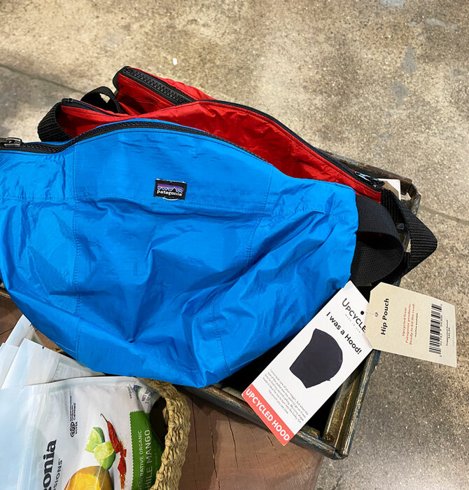 【代引き不可】 patagonia ウエストポーチ アップサイクル upcycle 日本未発売 バッグ