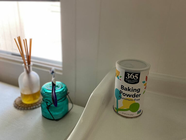 自社ブランド365シリーズのベーキングパウダー2.79ドル。アルミニウムフリーを選んでください。