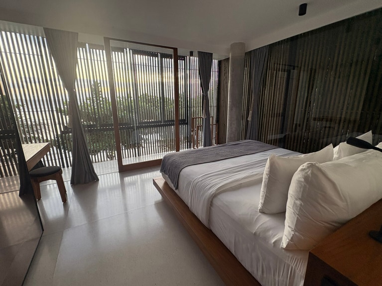 マスタースイート。光がたっぷり差し込みます。