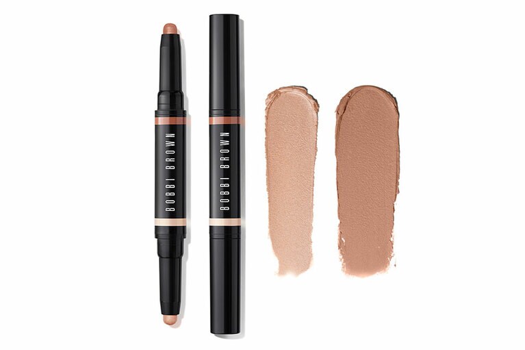 ロングウェア デュアルエンド クリーム シャドウ スティック 01 4,200円(2020/5/15限定発売)。