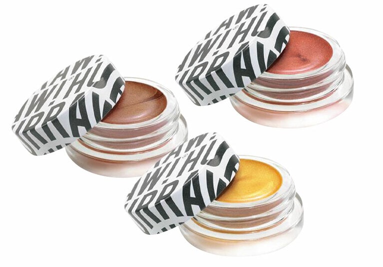 100%ヴィーガンコスメブランド、ハーロウ！のマルチルミナイザー。目もと、頰、口もと、どこにでも輝きをオン。AURA ACCENT BALM 各6g 3,800円／HURRAW!(2019年9月27日[金] 限定発売)