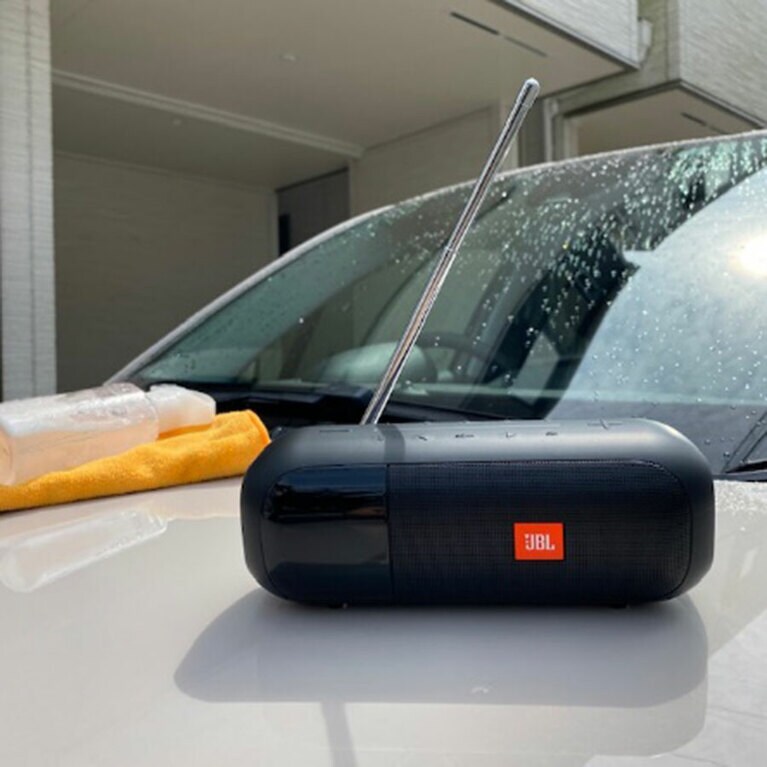 本体はIPX7相当の防水機能を搭載。キッチンや浴室でも気兼ねなく使えます。