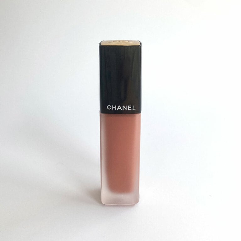 ルージュ アリュール リクィッド ヴェルヴェット 202 5,940円／シャネル