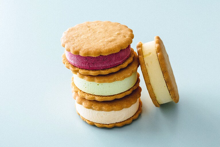 GLACE〈8個入り〉3,900円(税込)／パティスリー パクタージュ