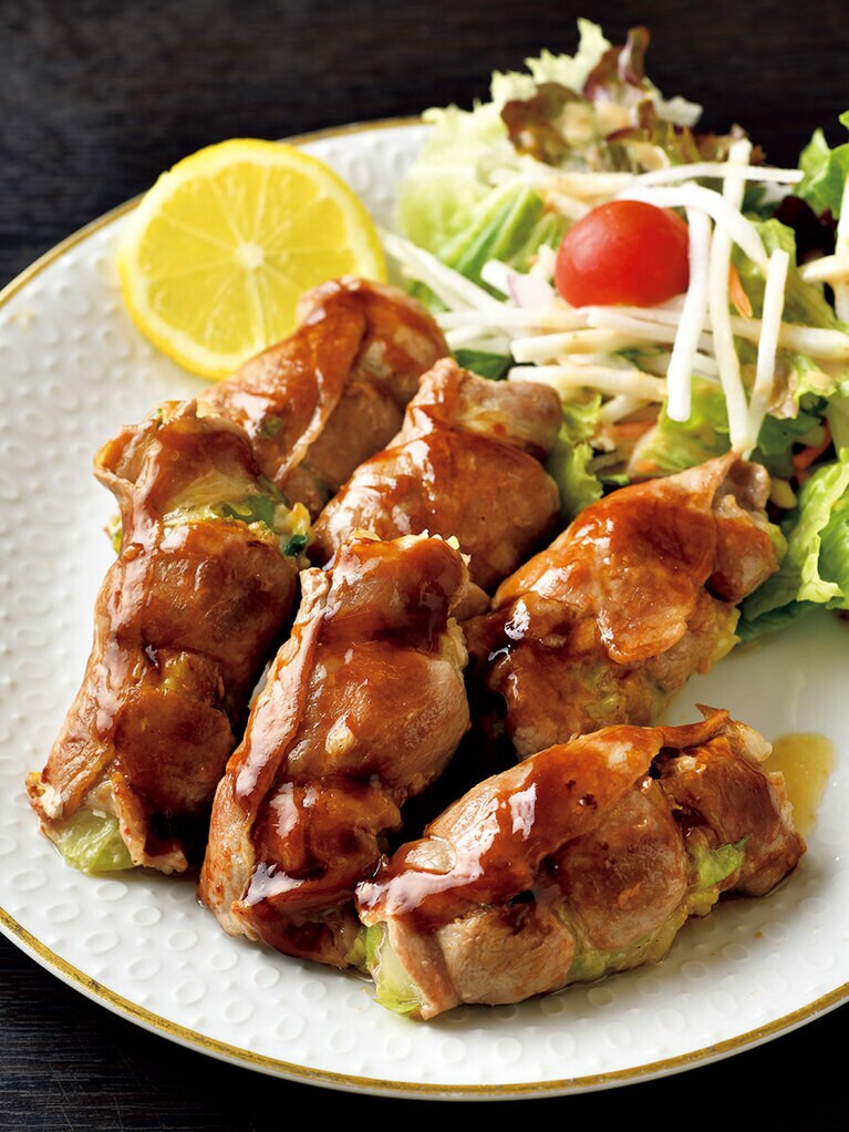 肉巻き餃子 715円／栄福