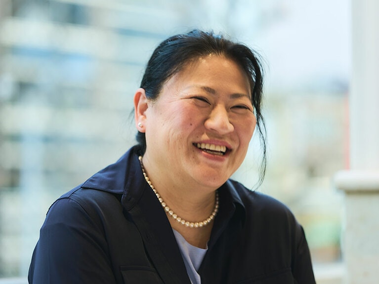 サンタモニカに住んでいたころはよく父と会って散歩をしていたという。