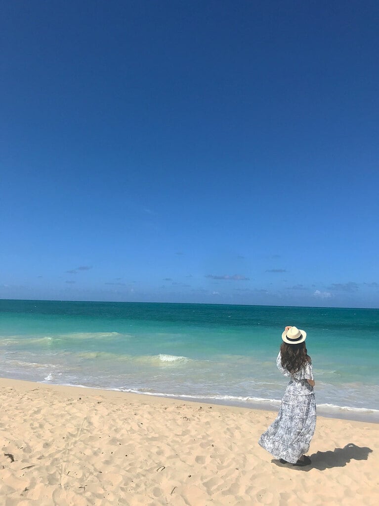 シャワーやレストルームはありませんが、静かな美しい海辺を眺めるには最高の場所です。