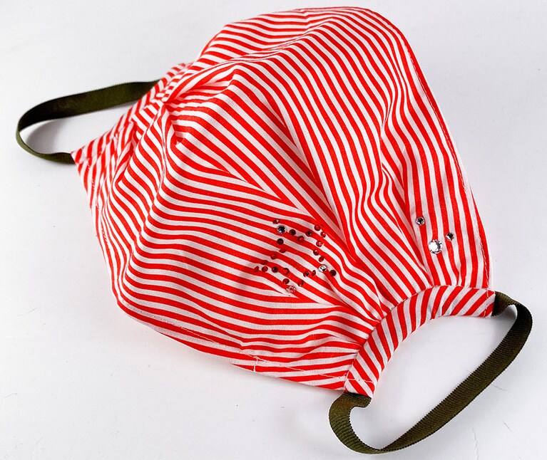 【jun ashida(ジュン アシダ)】オレンジ×白ストライプ×ラインストーン 3,200円。