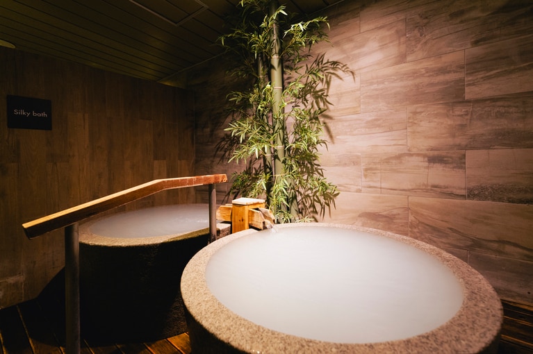「シルキー風呂」。