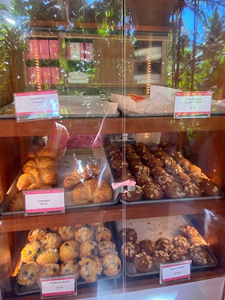 人気商品は早い時間に完売することも。