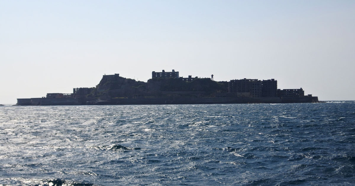 軍艦島 明治期の産業革命にまつわる世界遺産 長崎県「軍艦島」ツアーの様子と