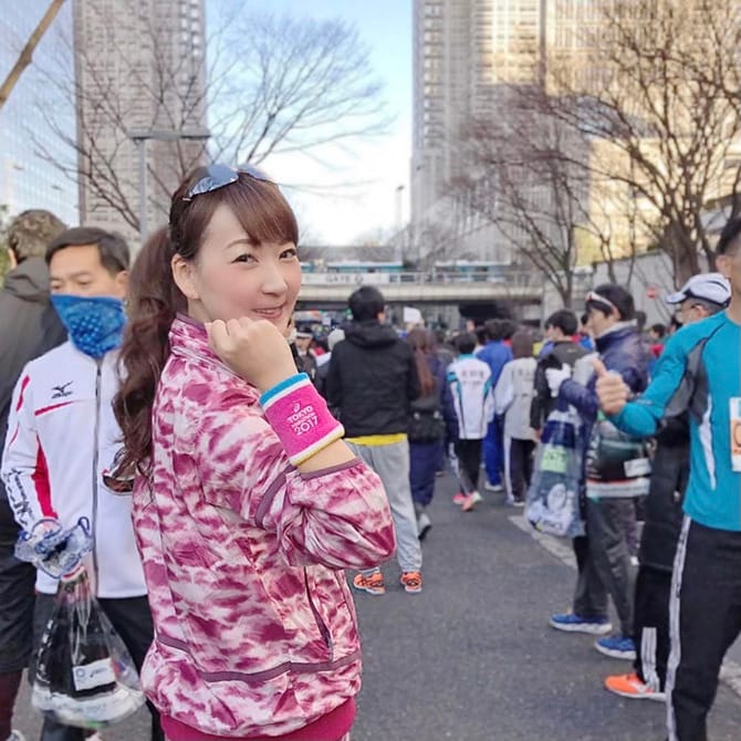 2017年の東京マラソンに参加した能美さん。スタート地点の東京都庁前にて。©TOKYO MARATHON FOUNDATION