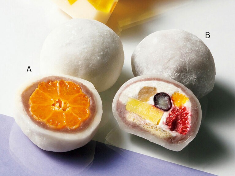 A：八寿みかん大福 6個入り 2,778円／うにまんじゅうの田村菓子舗、B：鴻池花火 6個入り 2,520円／五條堂