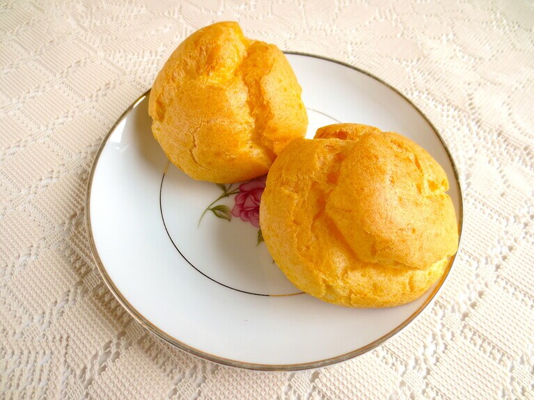 「シュークリーム」1個220円。