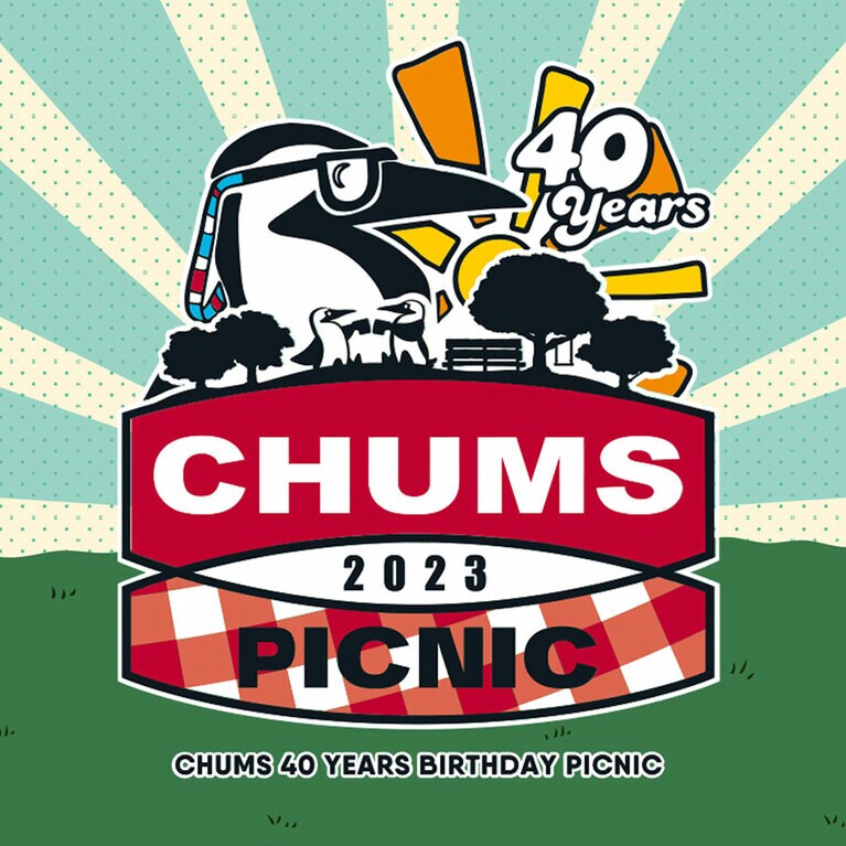 CHUMS PICNICロゴ×40周年限定グラフィックが融合した今年だけの特別なデザイン。