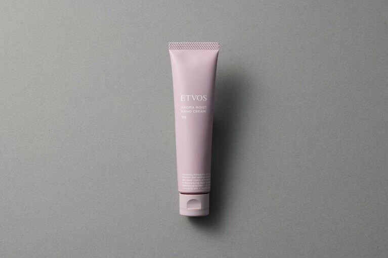 アロマモイストハンドクリーム フレッシュハーバル 35g 1,980円／エトヴォス(11月24日[水]数量限定発売)