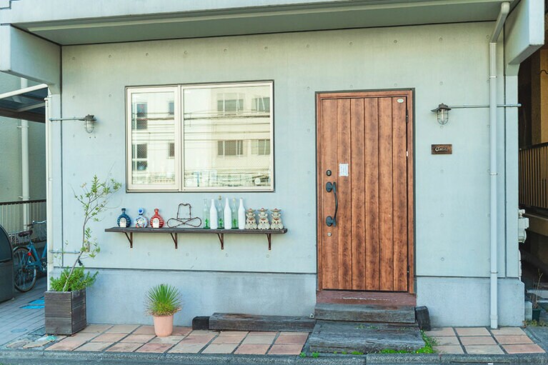 TEQUILA BAR Gatito。