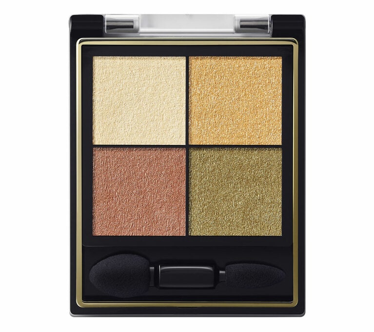 重ねてもくすまないクリアな発色が実現され、重ねるほどにツヤ感が美しい4色アイシャドウ。スクワランが配合され、しっとり質感で粉飛びしない点も優秀。エクセル リアルクローズシャドウ CS12 ウェッジソール 1,650円(限定発売中)／常盤薬品工業