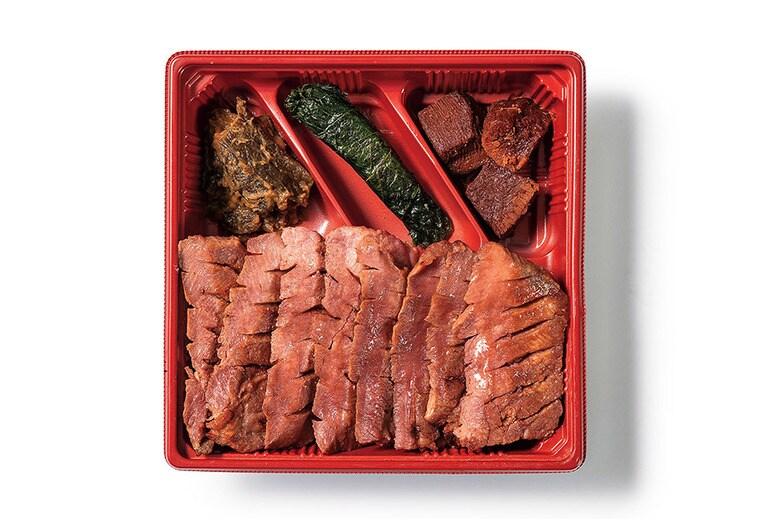 第4位 伊達の牛たん本舗 「厚切り芯たん弁当」1,680円