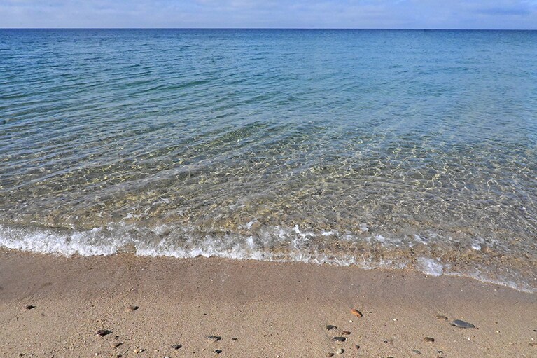 透明度も抜群です。夏に限らず人気のビーチ。