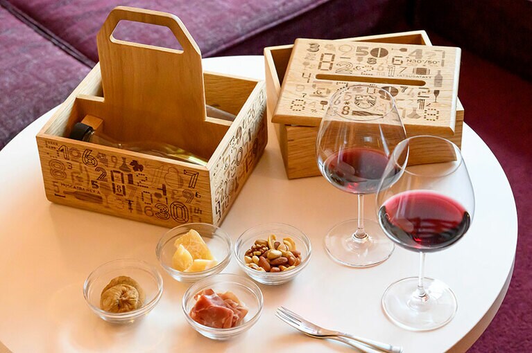 「VINO BOX」2,800円。