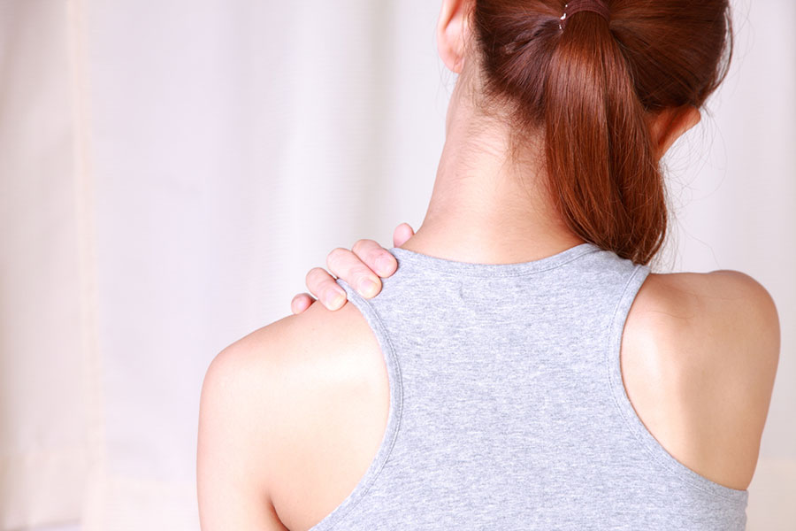 首や肩の痛みの中には神経が障害されたことが原因となっている場合があり、そのような痛みを「神経障害性疼痛」と呼びます。
