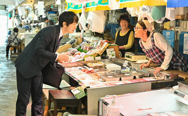 俳優・眞島秀和の年末年始を覗き見! 「地元にお節料理を持って 俳優・眞島秀和の年末年始を覗き見! 「地元にお節料理を持って