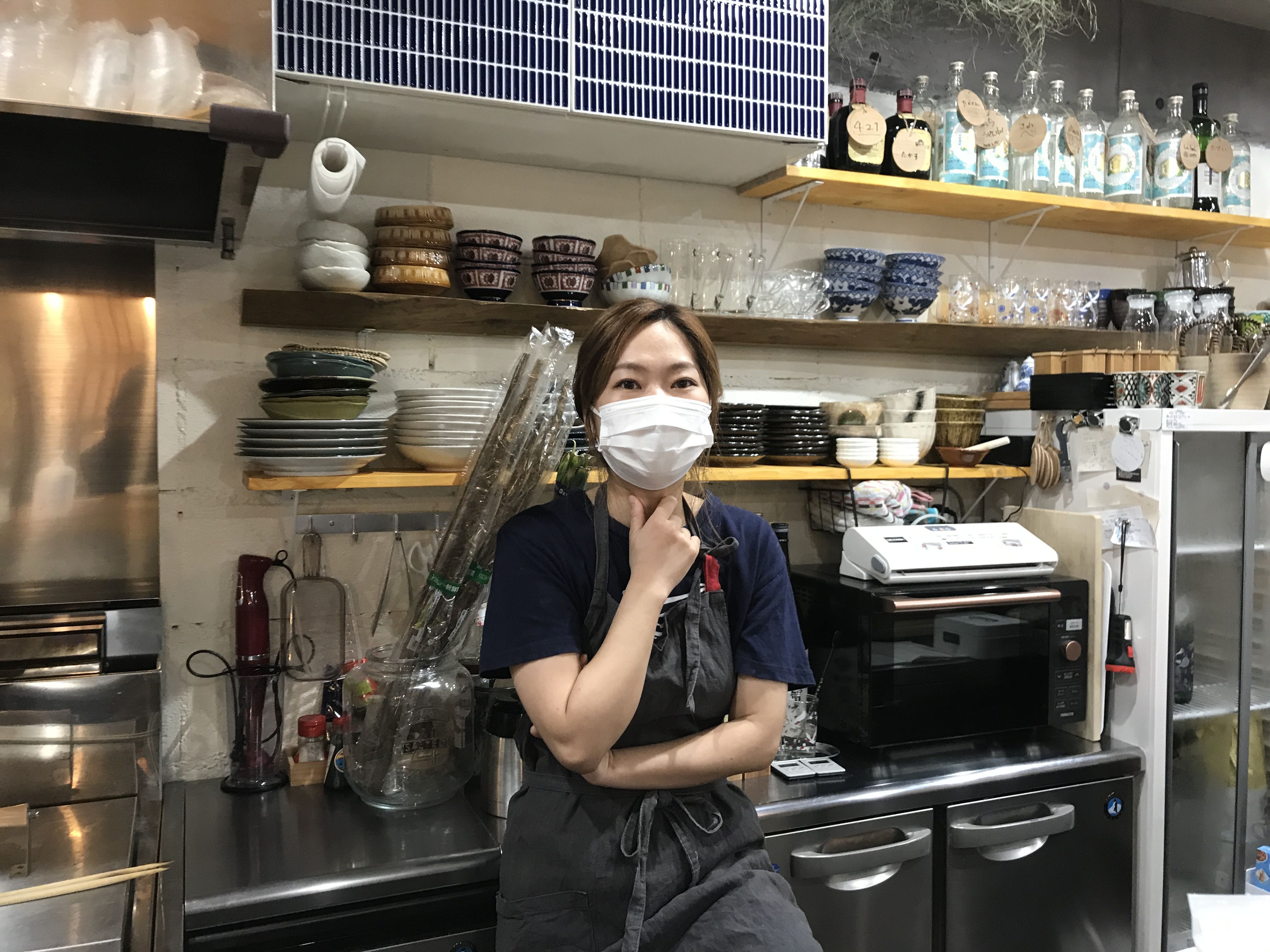 店主の井上こんさんはマスコミや執筆でも人気の有名人である