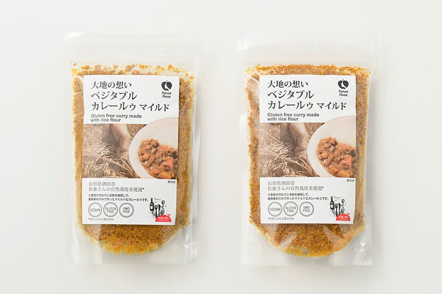 大地の想いベジタブルカレールゥマイルド(米粉カレー) 各400円。