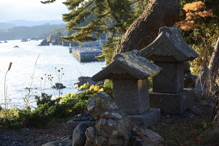 西日が差す、夕方の「えびす浜」。