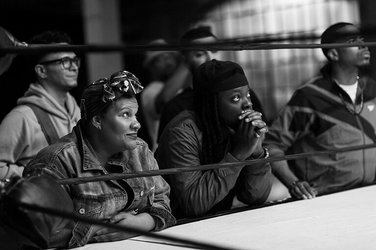 Netflix映画『40歳の解釈: ラダの場合』独占配信中。