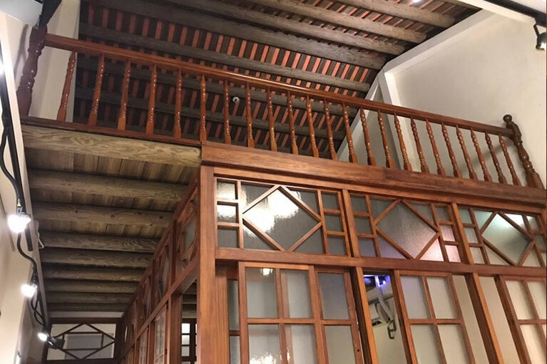 伝統的建築をダイナミックに楽しめる。