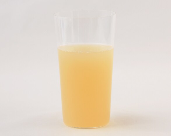 マクロビオテック食材「リンゴジュース」の写真