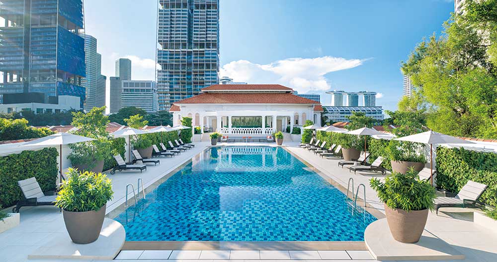 シンガポールの中心にいながらリゾート気分を満喫できるプール。