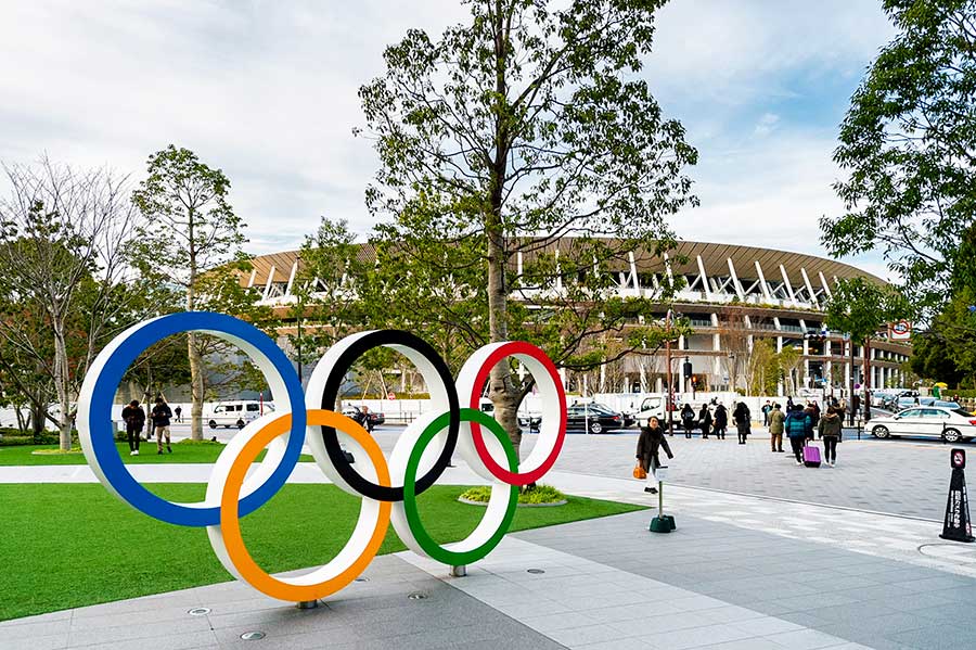 新国立競技場のすぐそば、「日本オリンピックミュージアム」の入口でオリンピックシンボルと写真が撮れる。