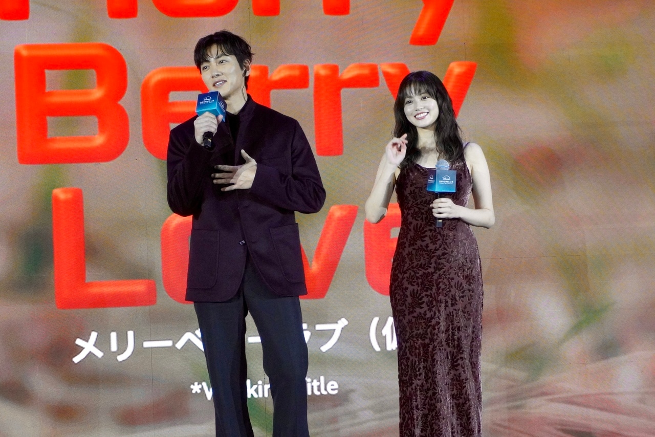 「メリーベリーラブ」（仮題）でW主演を務めるチ・チャンウクと今田美桜。
