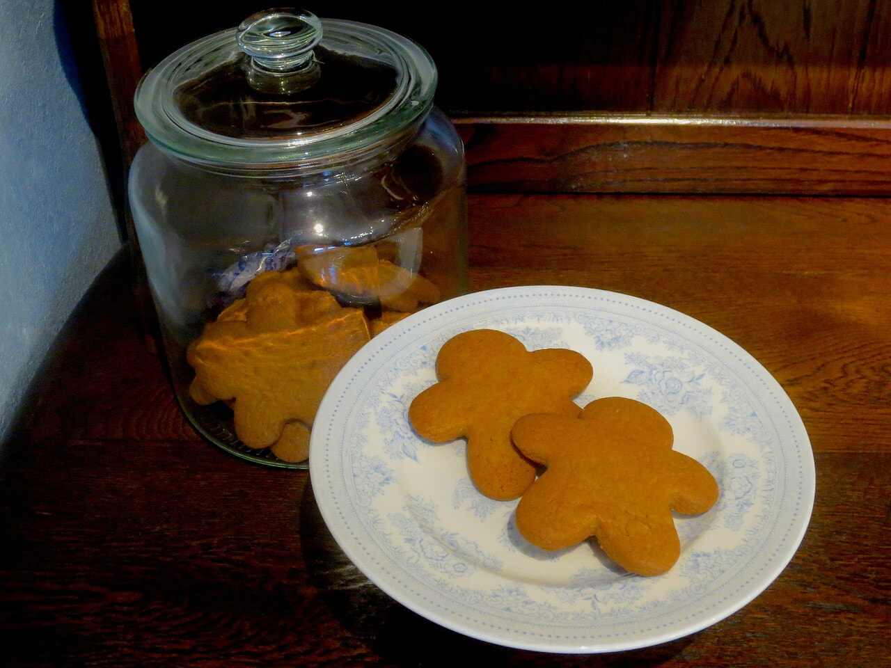 「ジンジャーブレッドマン」180円。