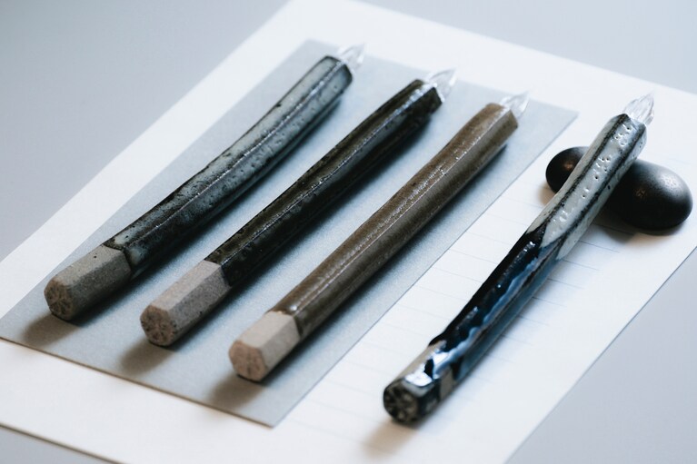 桃山時代から作られ、楽焼、萩焼と並ぶ「日本三大茶陶」の一つが唐津焼。