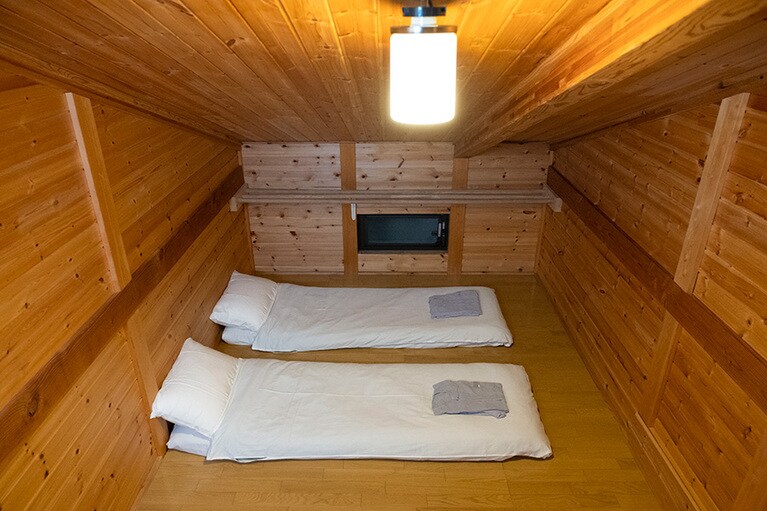 リネン類は「星のや富士」と同じもの。しっかり熟睡して翌日に備えて。