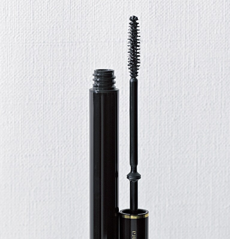 エクシア AL ラクジュリアス マスカラ BK10　5,000円／アルビオン