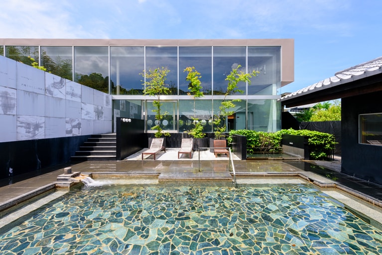 山口県下関市の川棚温泉へは、北九州空港からクルマで約1時間15分。(写真:川棚グランドホテルお多福)