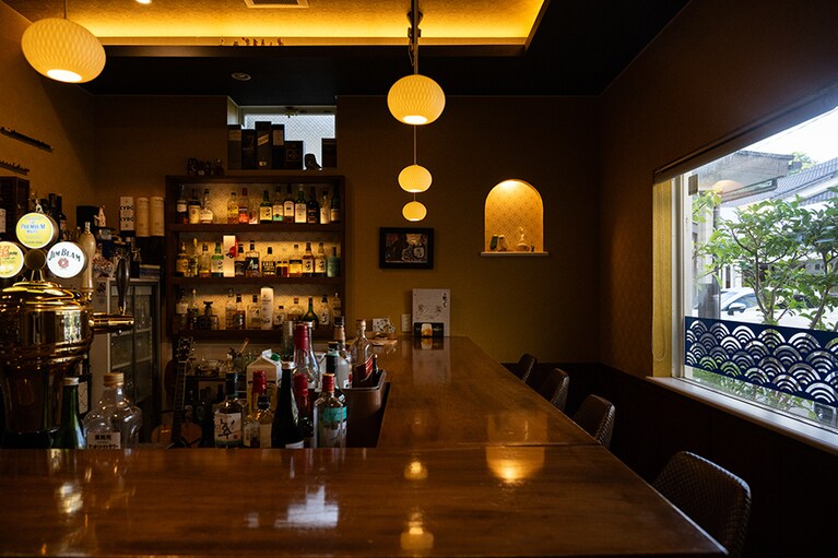 夜な夜な佐渡好きが集うというこの店で情報収集もいいかも。