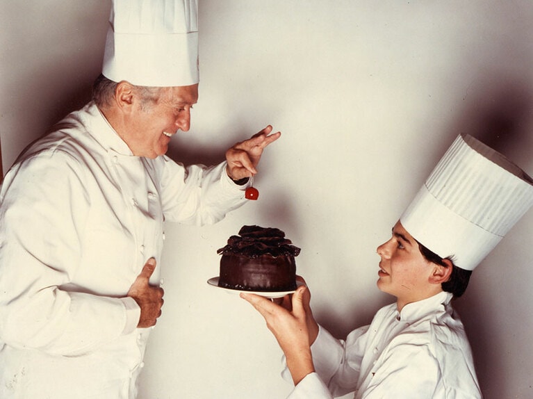 ガストン・ルノートル（左）。