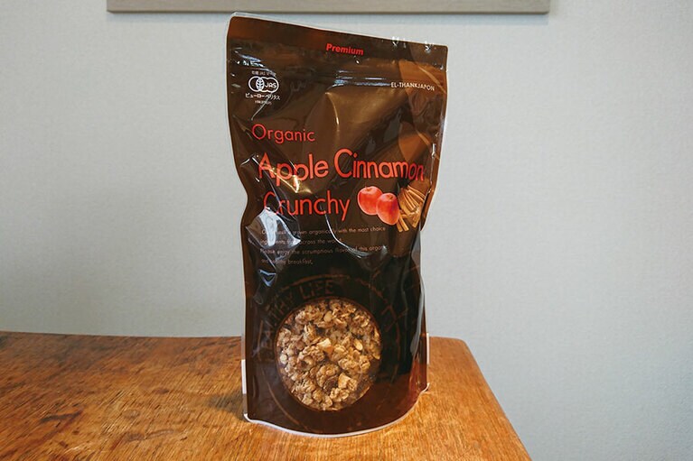 有機アップルシナモンクランチ 619円／エルサンク・ジャポン。